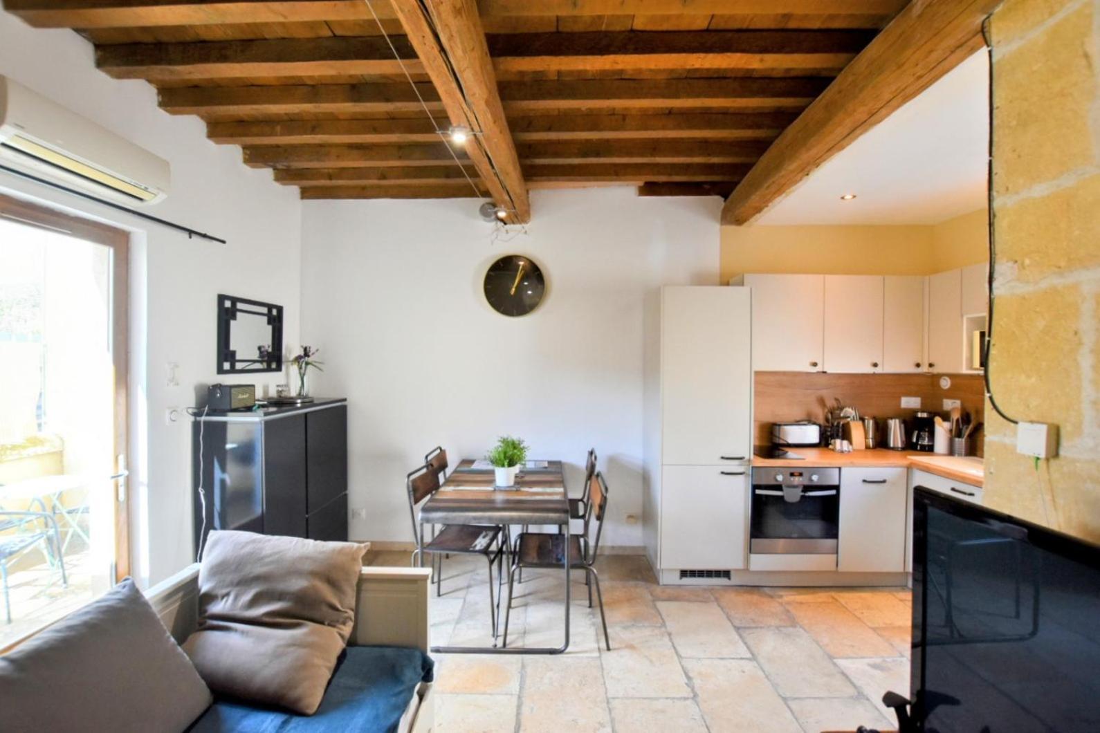 Ateliers, Terrasse - Parking - Clim Ferienhaus Arles