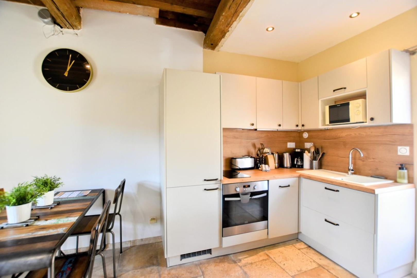 Ateliers, Terrasse - Parking - Clim Holiday home *